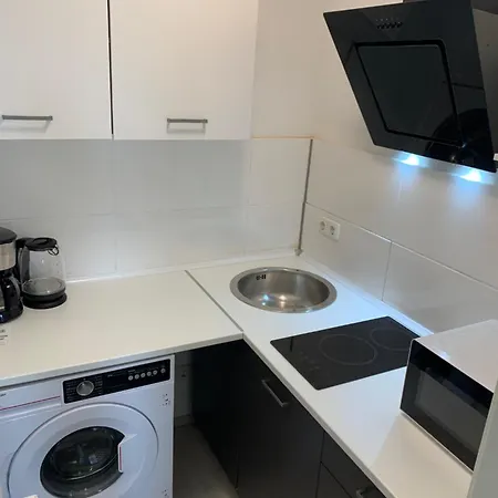 59 , Boxspringbett, Tv, Balkon, Loggia, Küche, Bad, W-lan Apartment Gelsenkirchen