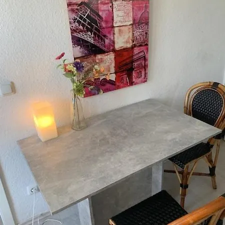 Apartment 59 , Boxspringbett, Tv, Balkon, Loggia, Küche, Bad, W-lan Gelsenkirchen