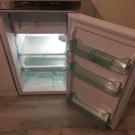 59 , Boxspringbett, Tv, Balkon, Loggia, Kueche, Bad, W-lan *