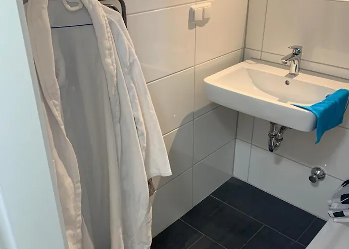 59 , Boxspringbett, Tv, Balkon, Loggia, Kueche, Bad, W-lan Gelsenkirchen