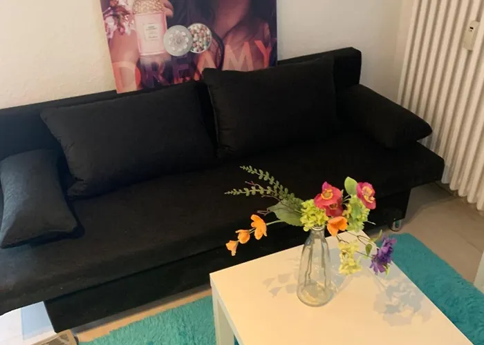 59 , Boxspringbett, Tv, Balkon, Loggia, Kueche, Bad, W-lan