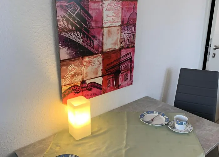 59 , Boxspringbett, Tv, Balkon, Loggia, Kueche, Bad, W-lan *