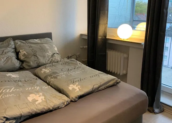 59 , Boxspringbett, Tv, Balkon, Loggia, Kueche, Bad, W-lan *